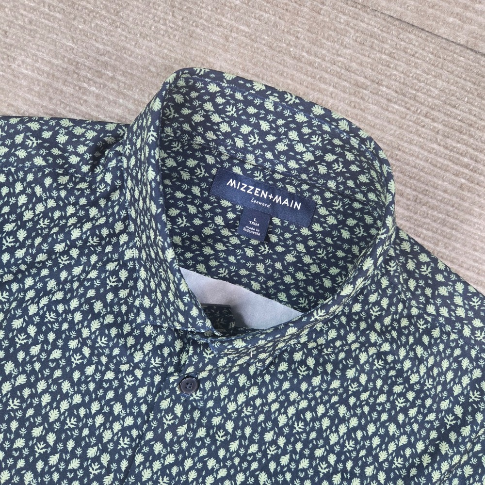 Mizzen+Main Mens L Navy Green Leaf Leeward Trim Fit Short Sleeve Button Shirt